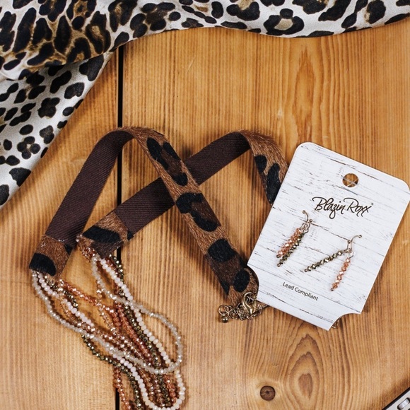 Blazin Roxx by M & F Western Leopard Fur Print Necklace Bracelet & Earrings Set - Picture 2 of 13